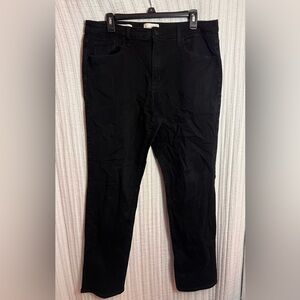Universal Thread Black High Rise Slim Straight Jeans